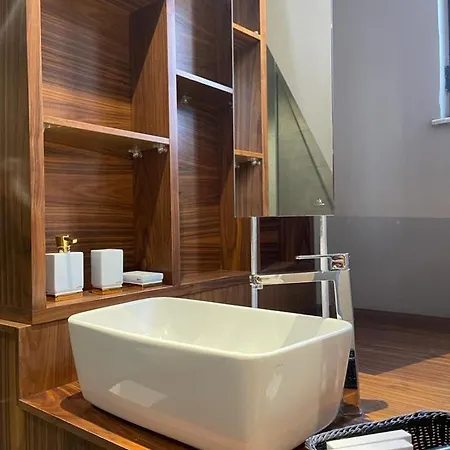 Oda ve Kahvaltı Shard Boutique 3*