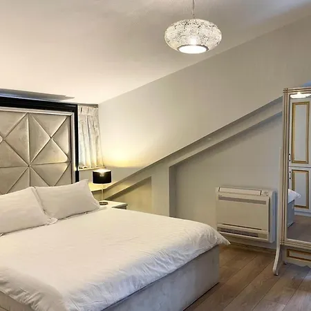 Bed and Breakfast Shard Boutique