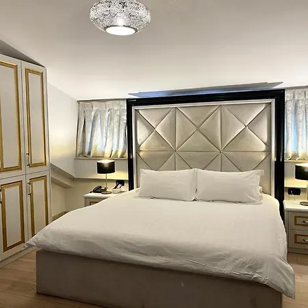 Shard Boutique Oda ve Kahvaltı Tiran