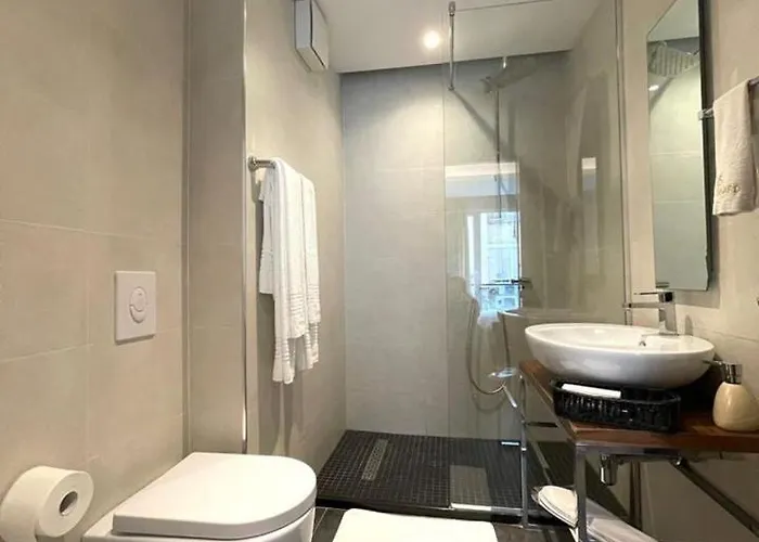 Bed and Breakfast Shard Boutique Τίρανα